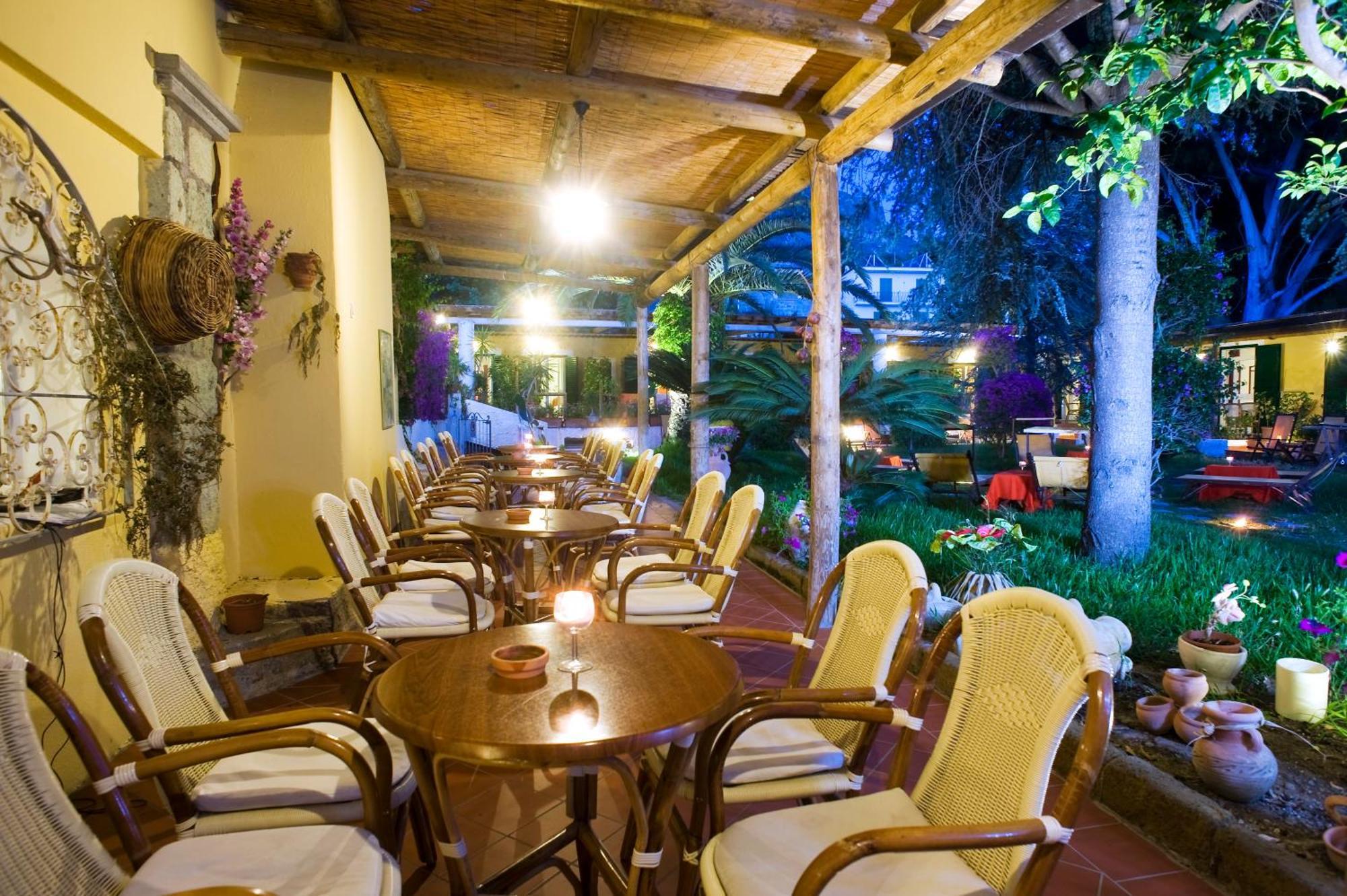 Villa Angela Hotel & Spa Forio di Ischia エクステリア 写真